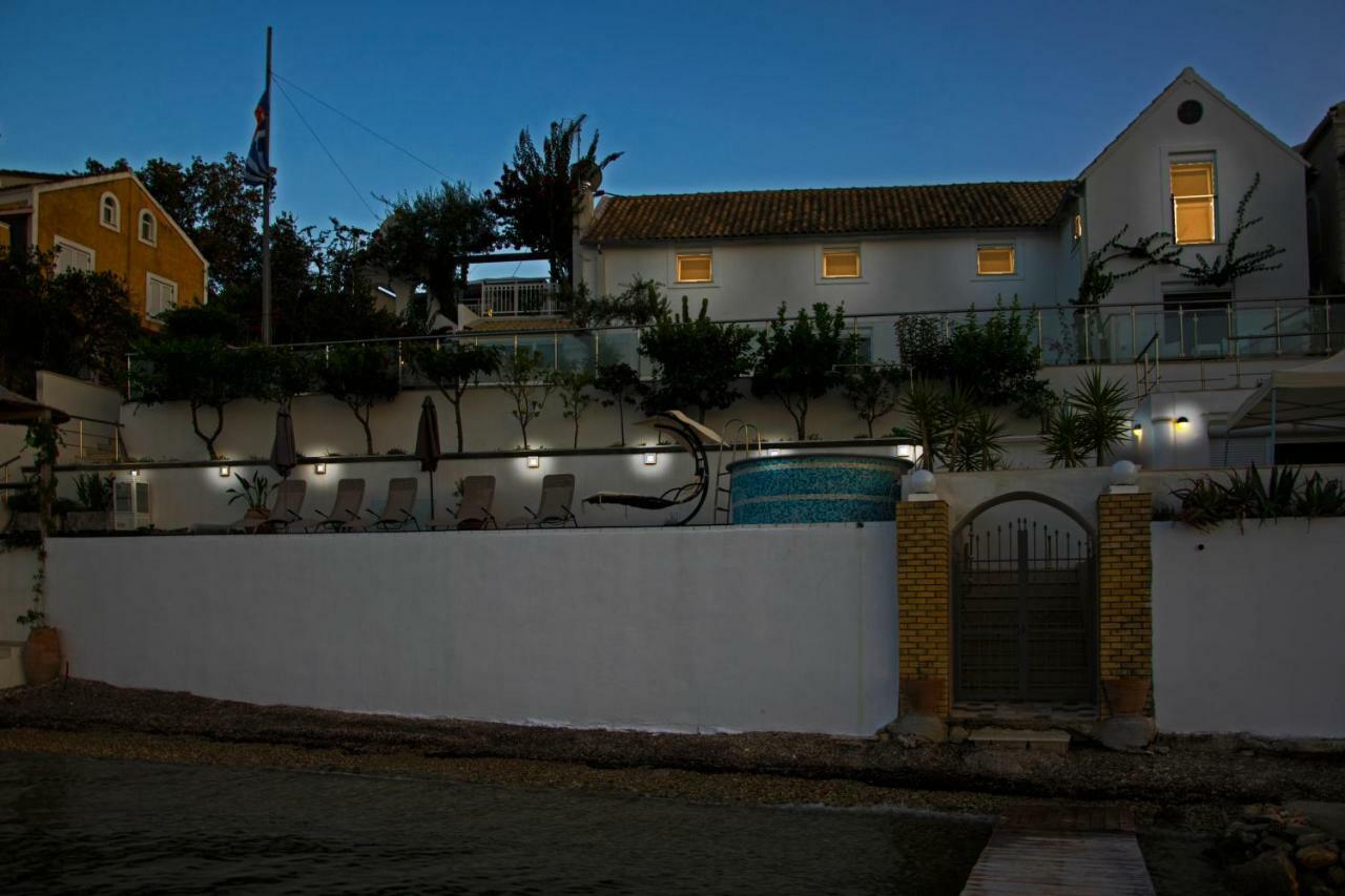 Villa Evita Mesongí Exterior foto